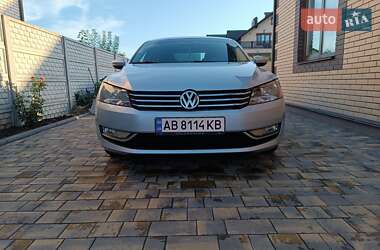 Volkswagen Passat  2012