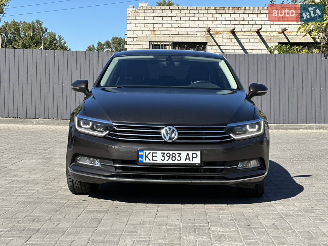 2017 Volkswagen Passat - мініатюра 2