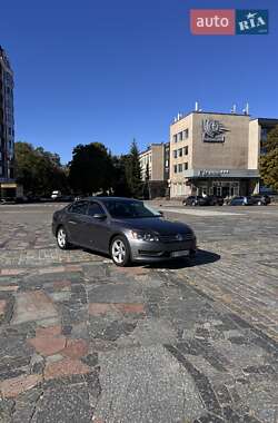 Volkswagen Passat  2012