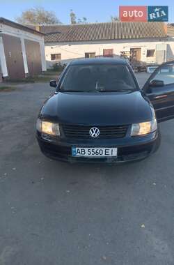 Volkswagen Passat  1998