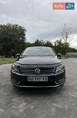 Volkswagen Passat 2011