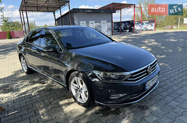 Volkswagen Passat  2020