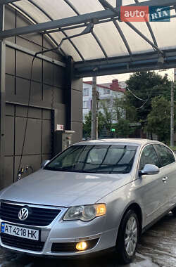 Volkswagen Passat  2005