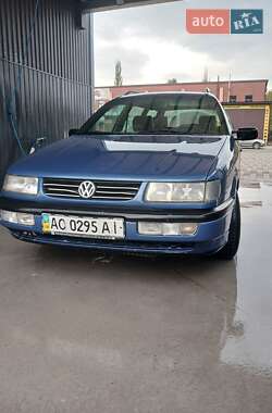 Volkswagen Passat  1994