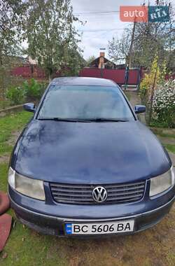 Volkswagen Passat  1996
