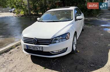 Volkswagen Passat  2011