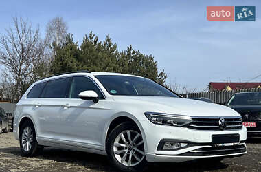 Volkswagen Passat  2021