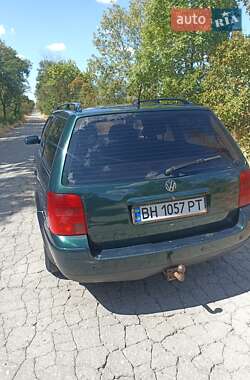 Volkswagen Passat  1998