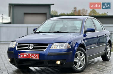 Volkswagen Passat  2002