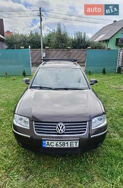 Volkswagen Passat  2004