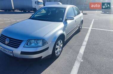 Volkswagen Passat  2002