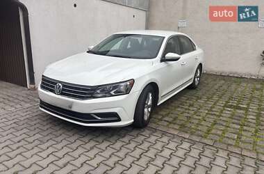 Volkswagen Passat  2015