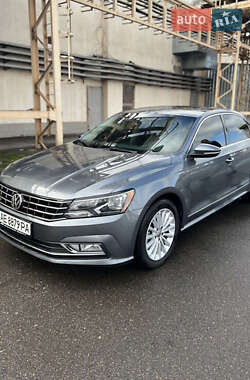 Volkswagen Passat  2016