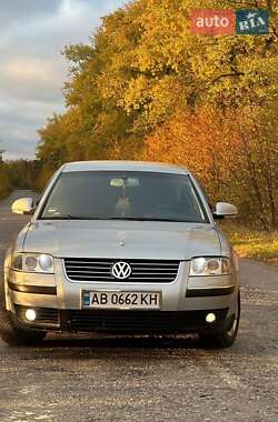 Volkswagen Passat  2004