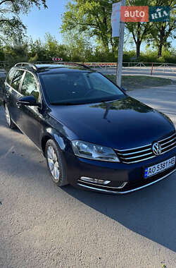 Volkswagen Passat  2011