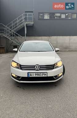 Volkswagen Passat  2013