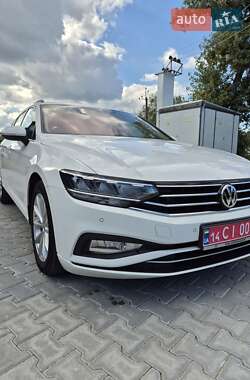 Volkswagen Passat  2020