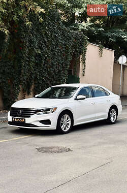 Volkswagen Passat  2020