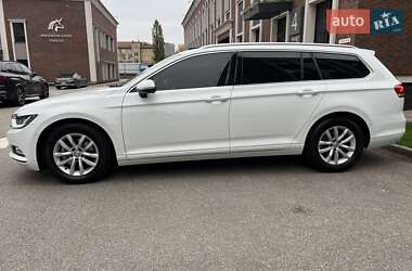Volkswagen Passat  2015