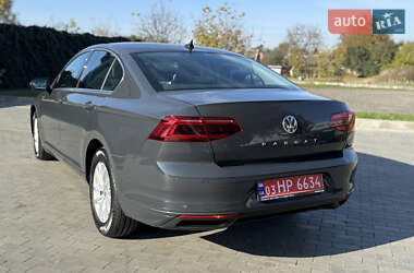 Volkswagen Passat 2020
