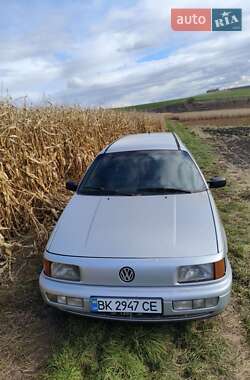 Volkswagen Passat 1990