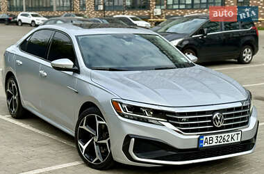 Volkswagen Passat  2020