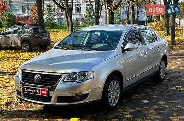 Volkswagen Passat  2008