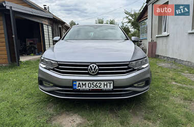 Volkswagen Passat  2020
