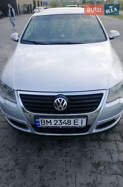 Volkswagen Passat  2005