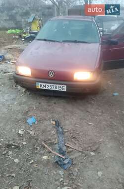 Volkswagen Passat  1990