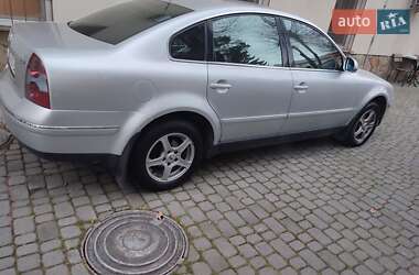Volkswagen Passat  2005