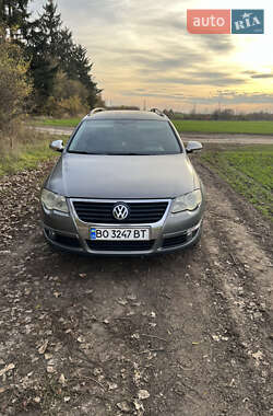 Volkswagen Passat  2005