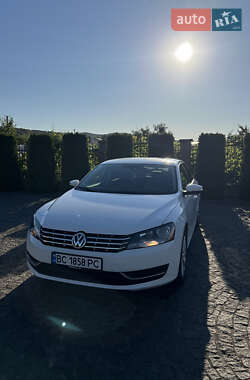Volkswagen Passat  2012