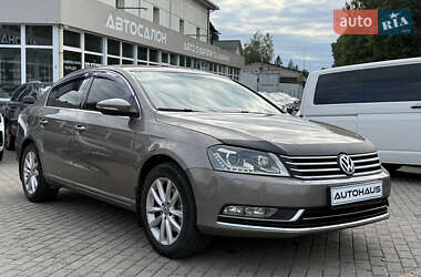 Volkswagen Passat  2011