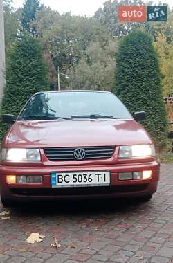 Volkswagen Passat  1995