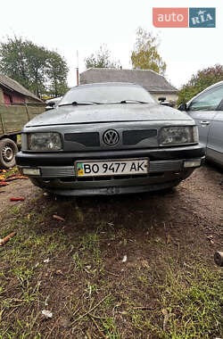 Volkswagen Passat  1990