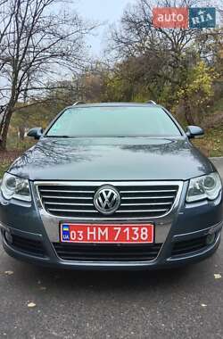 Volkswagen Passat  2010
