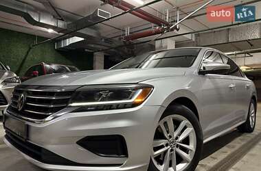 Volkswagen Passat  2020