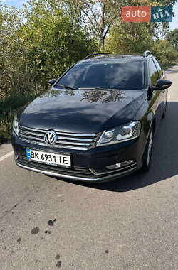 Volkswagen Passat 2011