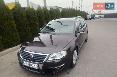 Volkswagen Passat  2010