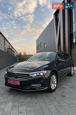 Volkswagen Passat  2021