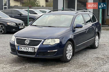 Volkswagen Passat  2005