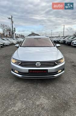 Volkswagen Passat  2015