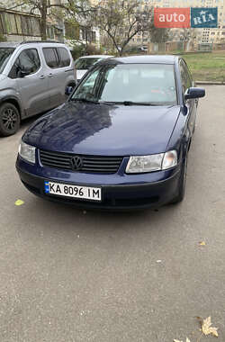 Volkswagen Passat  2000