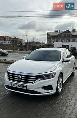 Volkswagen Passat  2020