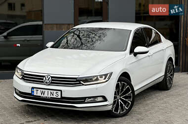 Volkswagen Passat  2016