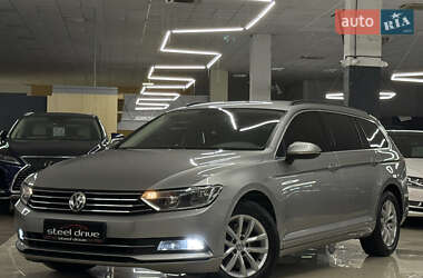 Volkswagen Passat 2015