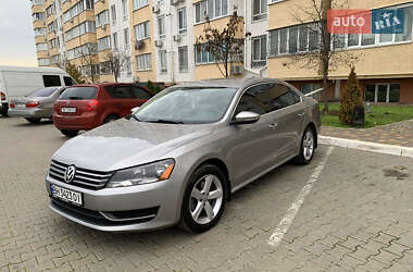 Volkswagen Passat  2012
