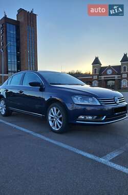 Volkswagen Passat  2012