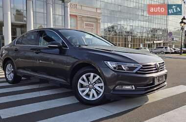 Volkswagen Passat  2016